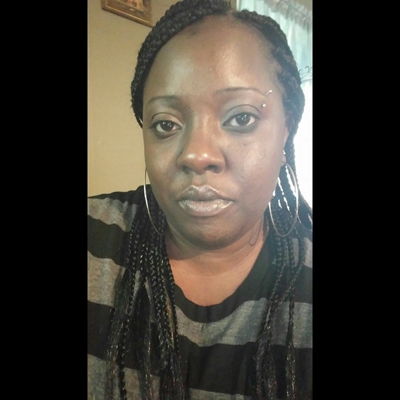 Meet your Posher, Bianca - Picture 1 of 1