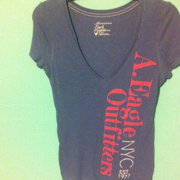 American eagle Tee shirt