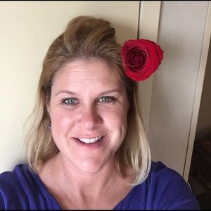 Meet your Posher, Kelly