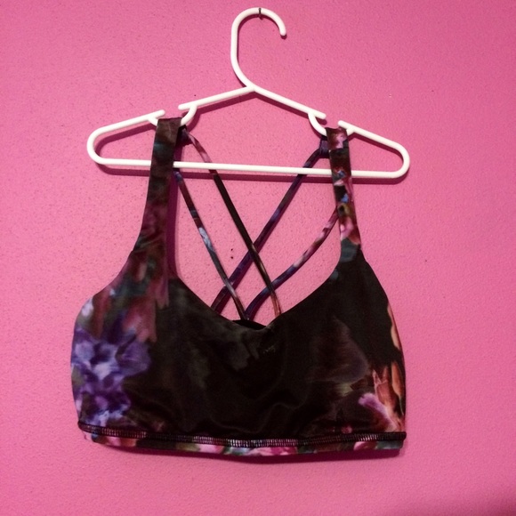 Lululemon Sports Bra size 2 RARE!