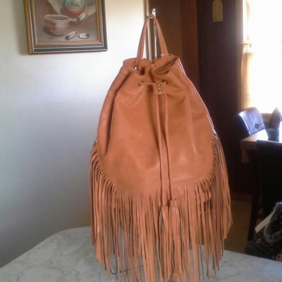 Women fringed back pack