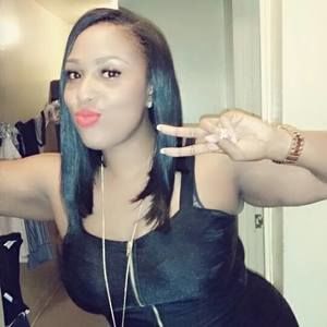 Meet your Posher, Deneisha