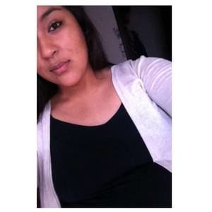 Meet your Posher, Manuela