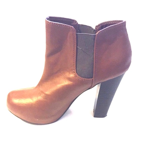 Brown Ankle boots