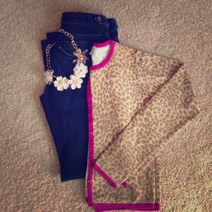 Super soft leopard print cardigan w fuchsia trim