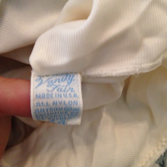 Vintage slips, 2 of a kind - Picture 4 of 4