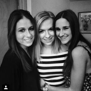 Meet your Posher, Caryn