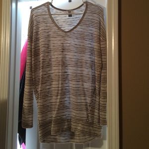 Medium khaki and off white Old Navy sweater