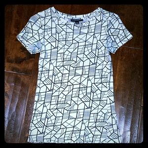 Short sleeve top