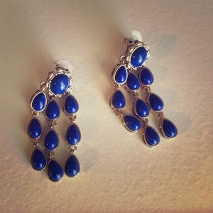 BANANA REPUBLIC BLUE CHANDELIER EARRINGS