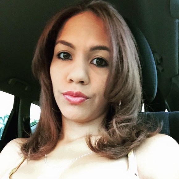 Meet your Posher, Elizabeth