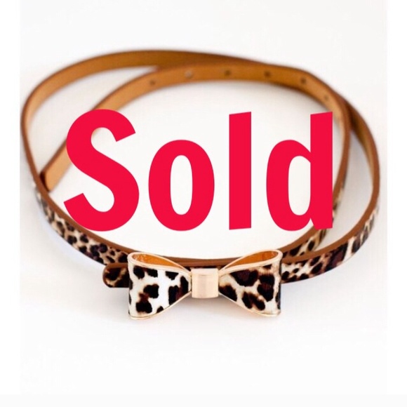 Accessories - 💥Bundled💥Skinny leopard bow belt 🎀