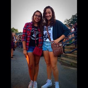 Meet your Posher, Kayla