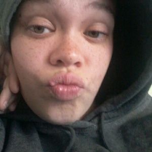 Meet your Posher, Lynnette