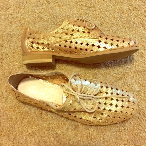 Gold shoes