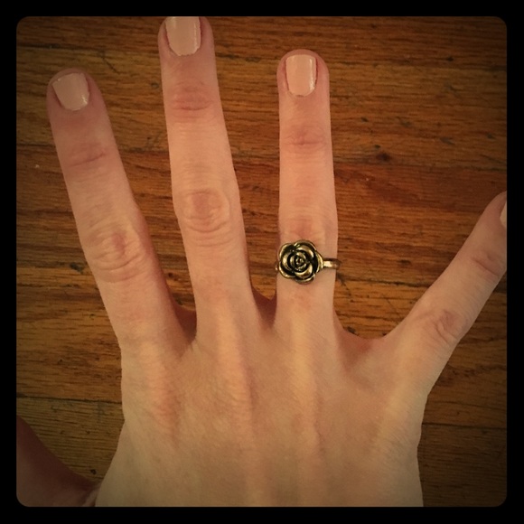 Flower ring gold