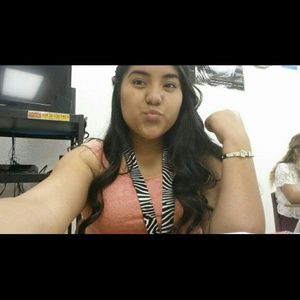 Meet your Posher, Janeth