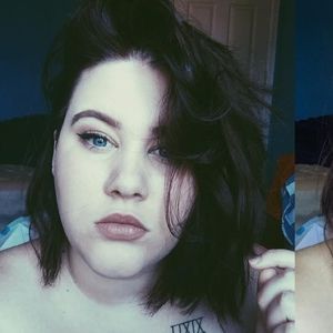 Meet your Posher, Brittney