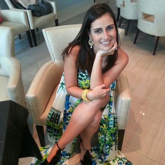 Meet your Posher, Frima