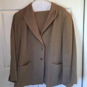 CAMEL BROWN 2pc SUIT WITH MATCHING PANTS
