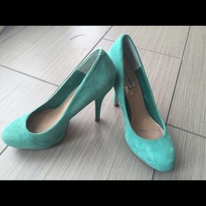 Turquoise Steve Madden heels size 10