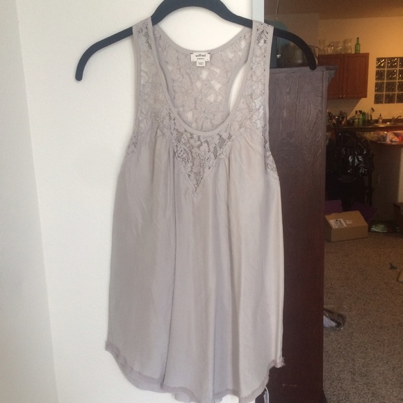 Aritzia lace racerback top
