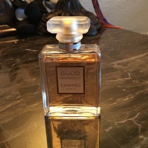 Coco Mademoiselle Chanel perfume