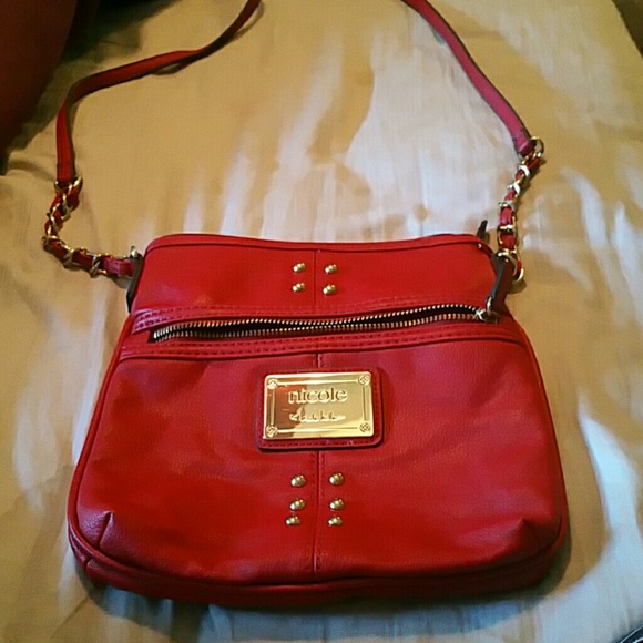 🚫SOLD🚫Red Nicole crossbody - Picture 1 of 3