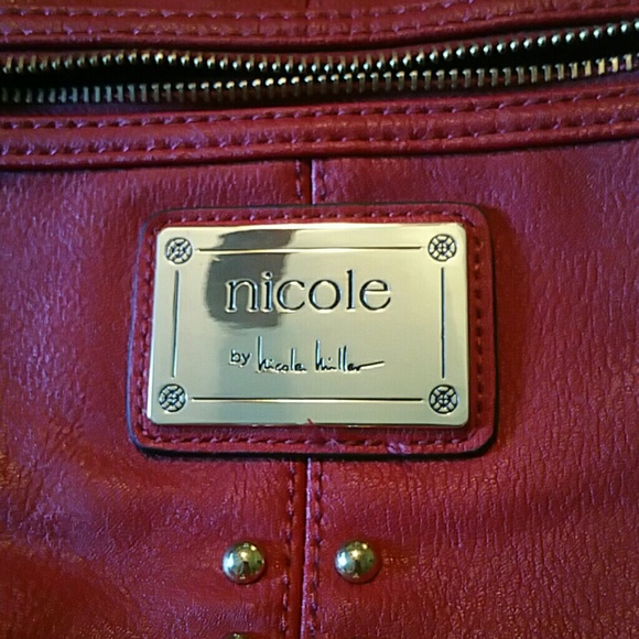 🚫SOLD🚫Red Nicole crossbody - Picture 2 of 3