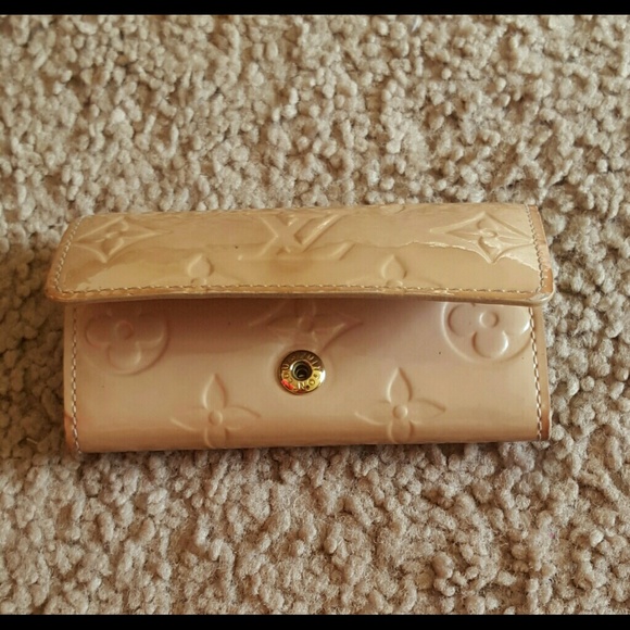$$SOLD$$ Auth. Louis Vuitton Key Case - Picture 2 of 4