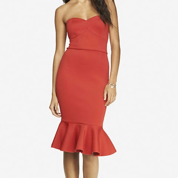 Red sweetheart dress