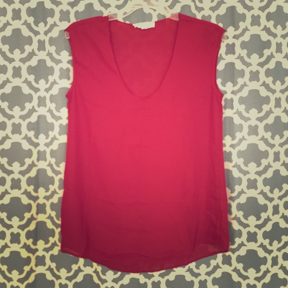 Stella Luce v-neck tank