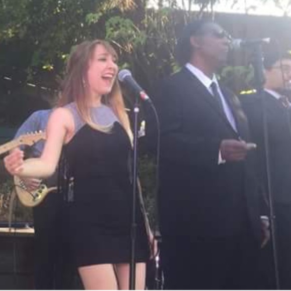 Meet your Posher, Azeeta - Picture 4 of 4