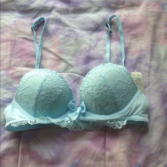 Hollister Push 'Em Up Plunge Bra