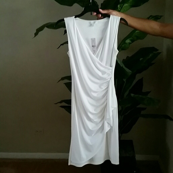 White Wrap Runching Dress V-Neck