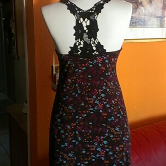 Cute Dress Mossimo . - Picture 3 of 4