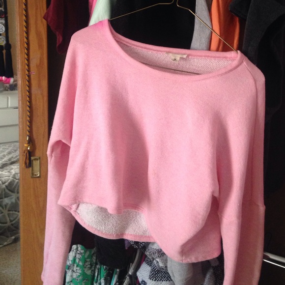 Baby pink, light weight crop sweater