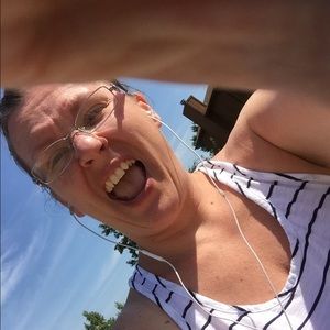 Meet your Posher, Shannon