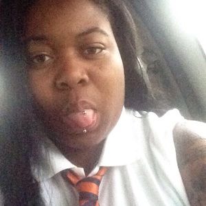 Meet your Posher, Denaee