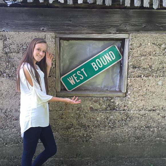 Meet your Posher, Leah