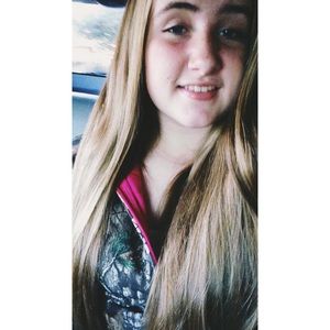 Meet your Posher, Sierra