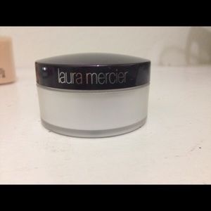 Laura Mercier Secret Brighting Powder
