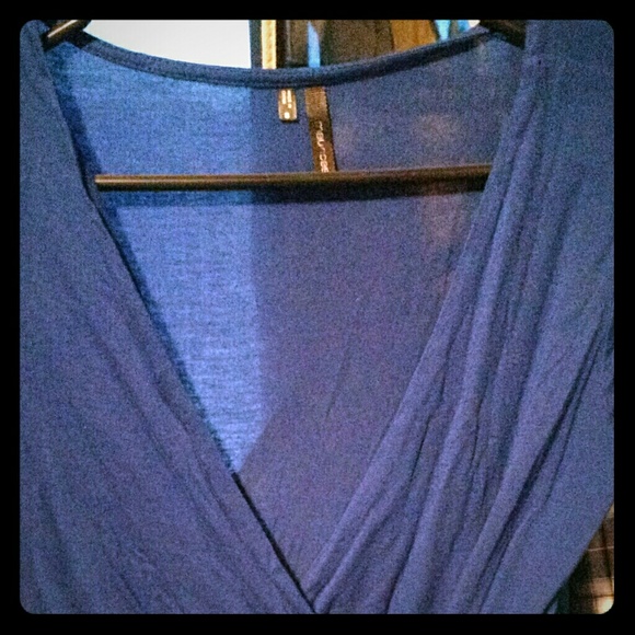 Maurices size Small stretchy shirt
