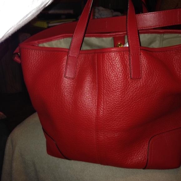 Coach pebbled red leather tote - Picture 2 of 4