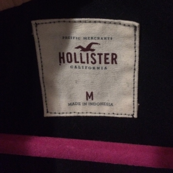 HOLLISTER TOP - Picture 2 of 3