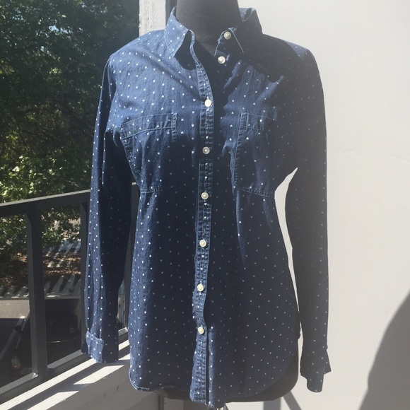 Chambray Heart Print Button Down SZ L