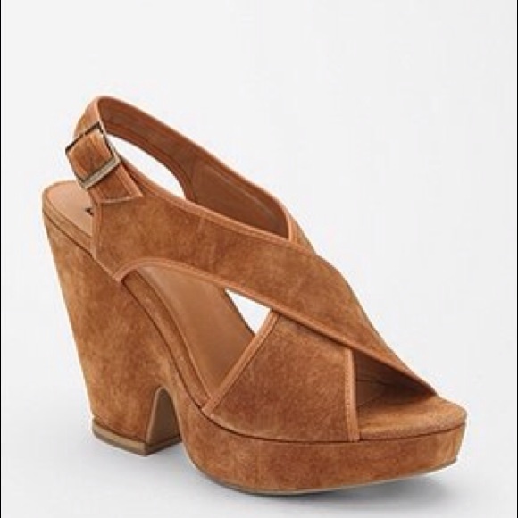 Kimchi Blue suede split wedge