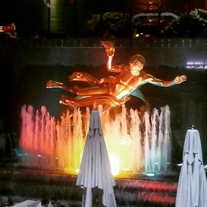 Meet your Posher, Max