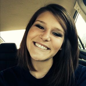 Meet your Posher, Lacy