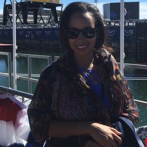 Meet your Posher, Hasiyna